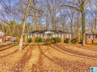 222 Colonial Dr, Florence, AL 35633