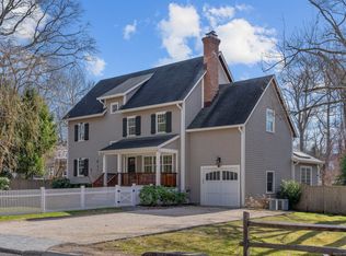 48 Hunt St, Norwalk, CT 06853