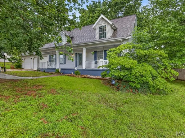 5 Pheasant Dr, Farmington, MO 63640