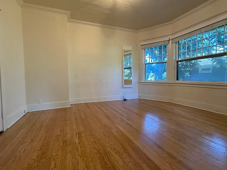 5407 Fauntleroy Way SW — Photo 5