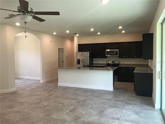 3rd image of 3044 Haberland Blvd S