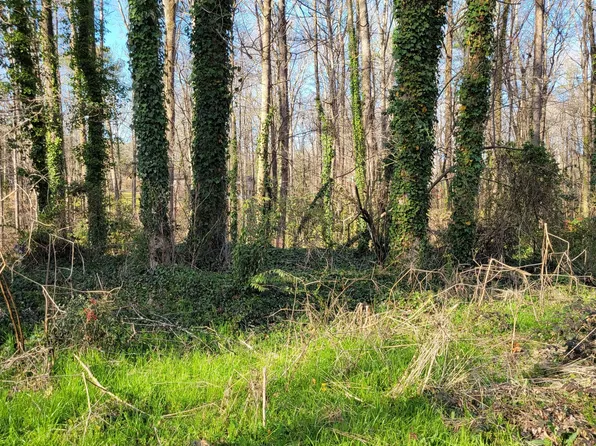 771/761 Mountainbrooke Cir SW, Stone Mountain, GA 30087