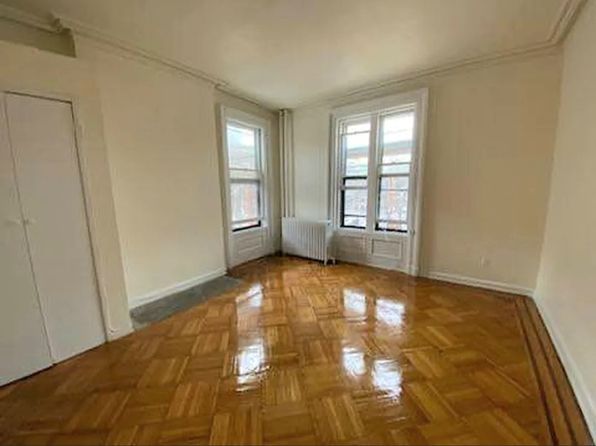 395 Washington Ave APT 6