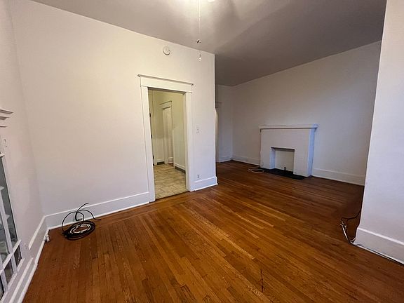 4th image of 5721 Stanton Ave APT 6