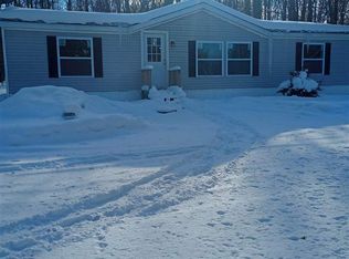 9540 Pickerel Lake Rd, Petoskey, MI 49770