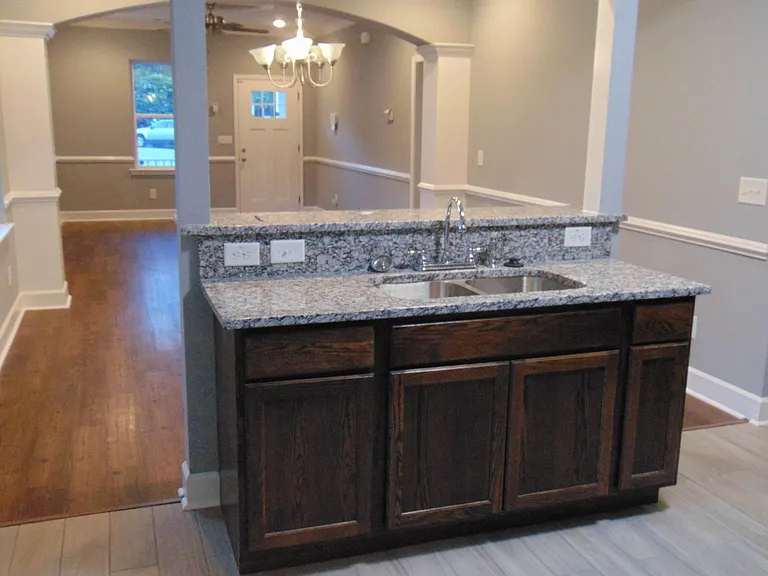 2327 Santee Ave — Photo 5