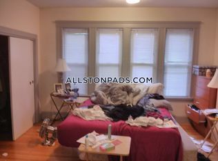 1 Boulevard Ter #1, Allston, MA 02134