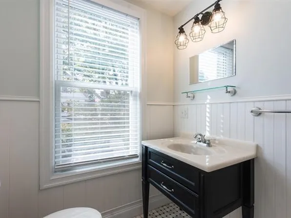 40 47th Street image 7 of 8