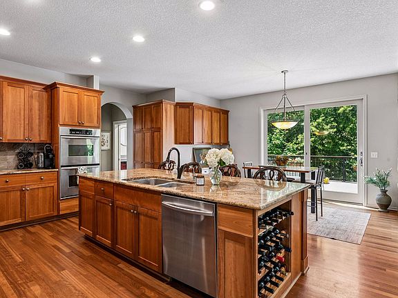5th image of 6656 Pointe Lake Lucy
