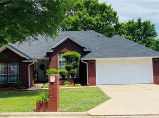 9611 Hanover Cir, Fort Smith, AR 72908