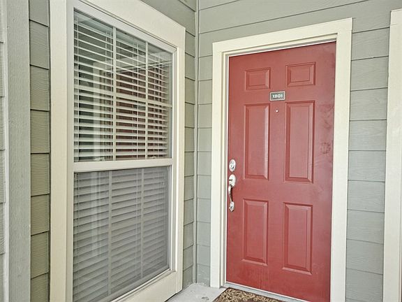 4th image of 6810 Deatonhill Dr APT 1201