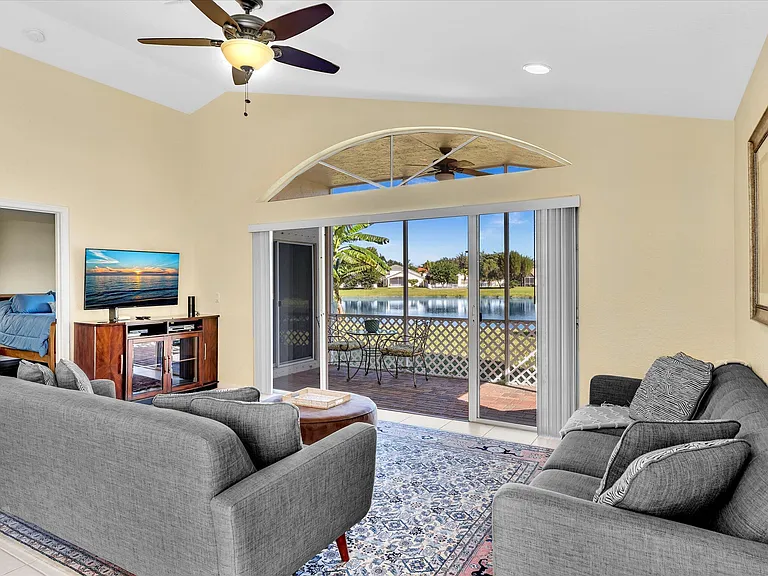 4194 Bluff Harbor Way — Photo 15