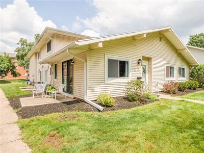 568 Eastbrooke Ln, Rochester, NY, 14618