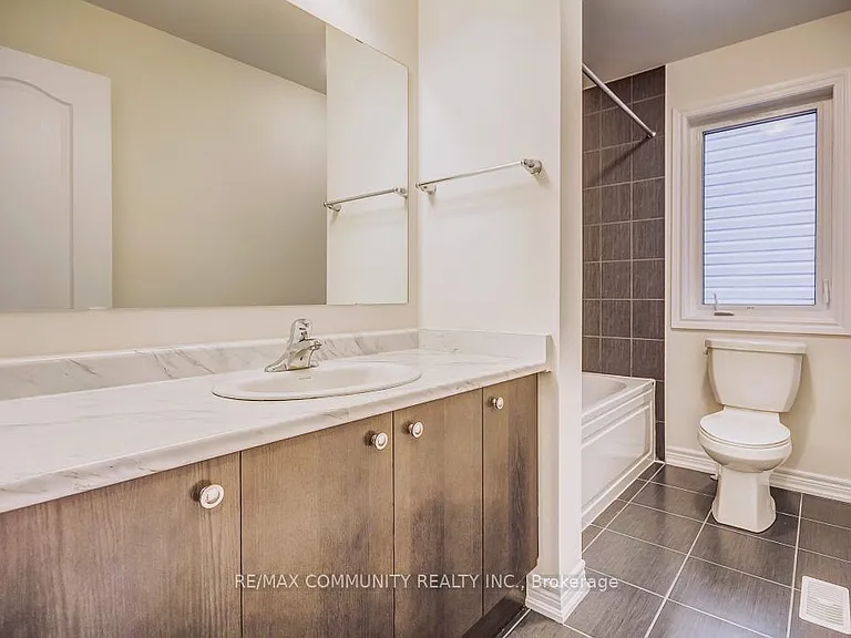 2436 New Providence St — Photo 20