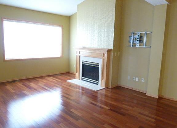 4th image of 10913 Nassau Cir NE