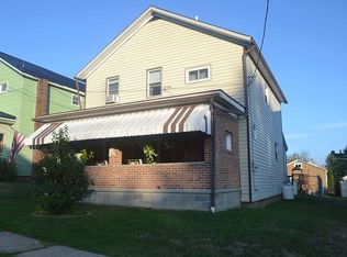 402 9th St, Windber, PA 15963