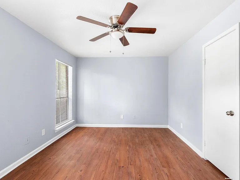 7200 T C Jester Blvd #1004 — Photo 17