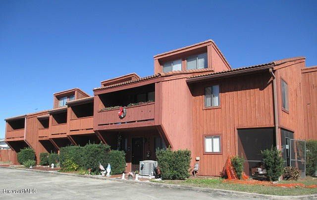 1st image of 3697 Royal Oak Dr #1