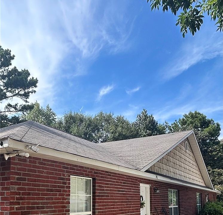 1st image of 744 Yeager Ln