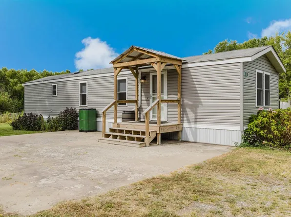 405 W Vermont St, Carterville, IL 62918