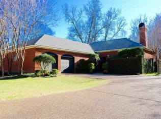 1933 Windsor Pl, Yazoo City, MS 39194