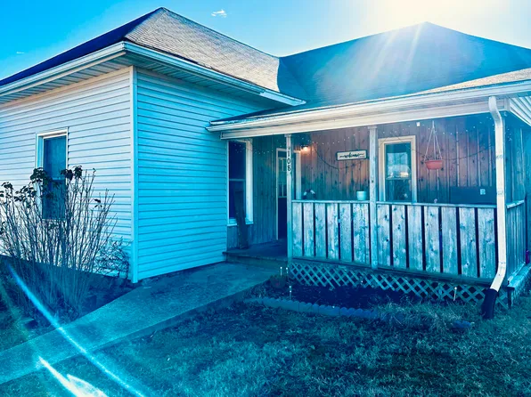 108 E Jackson Street, Stockton, MO 65785