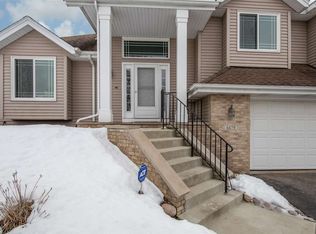 6679 Queenanns Way, South Beloit, IL 61080