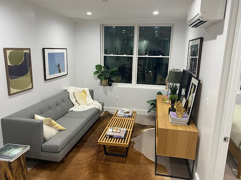 460 E New York Ave #2A — Photo 1
