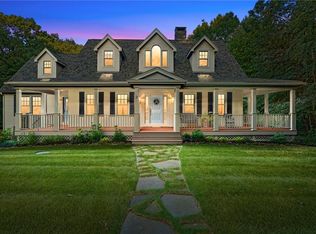 9 Stone Ridge Dr, North Smithfield, RI 02896