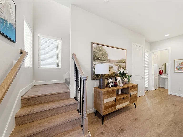 5929 Haring Ln — Photo 11