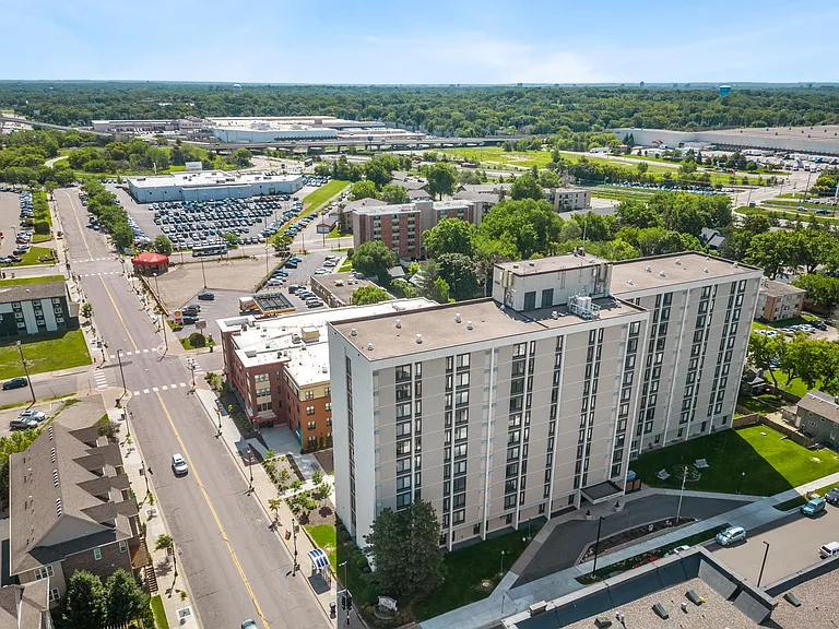 Hopkins Village Apartments — Photo 8