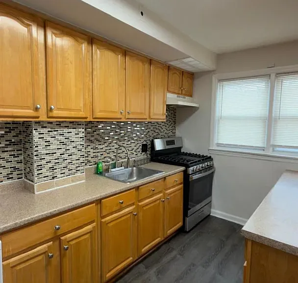 18-20 Bell Blvd #1 — Photo 5
