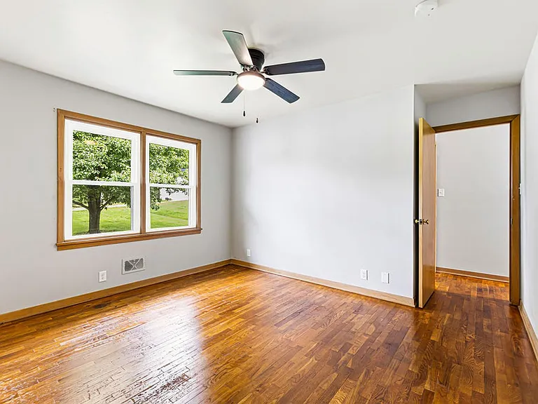 3511 Mitchell Ave — Photo 19