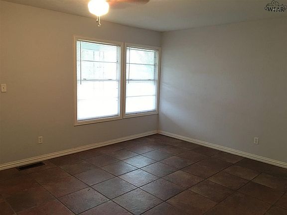 3rd image of 4312 Hughes Dr