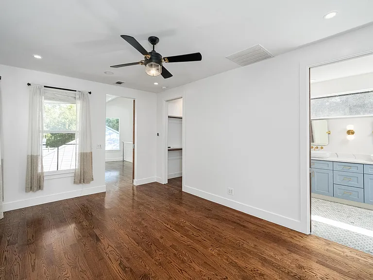 307 W Annie St — Photo 21
