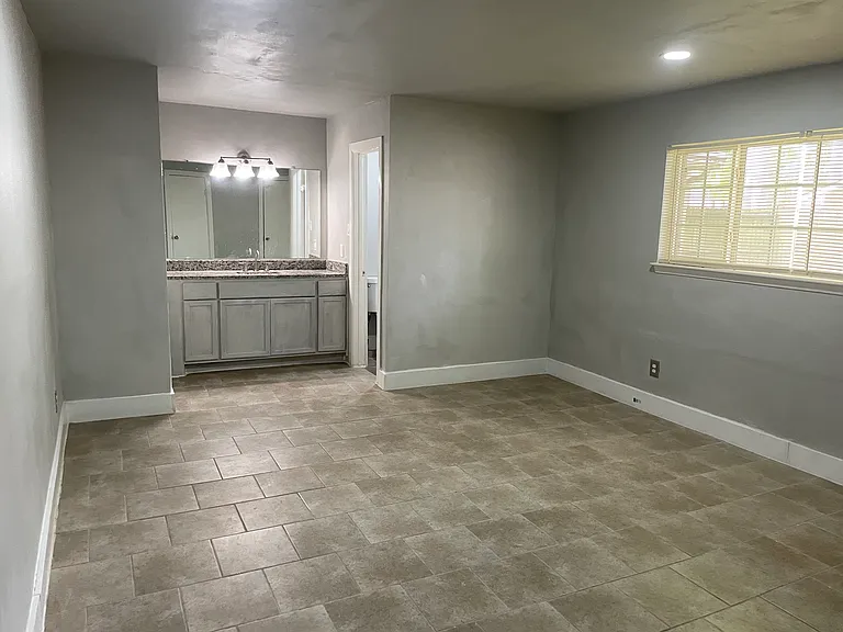 7214 Shady Arbor Ln — Photo 8