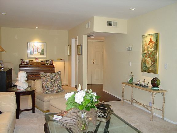 3rd image of 14141 Dickens St APT 202