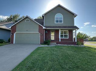 4803 E Willow Point Ct, Wichita, KS 67220