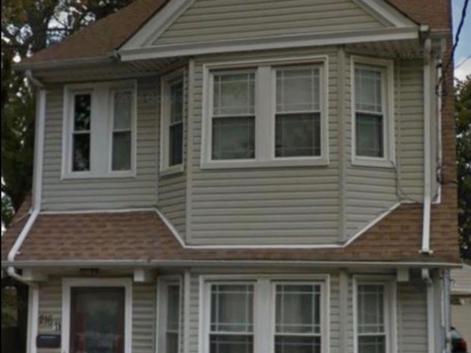 1st image of 216-11 135th Avenue