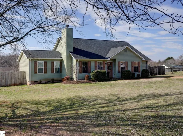 5371 Parris Bridge Rd, Boiling Springs, SC 29316