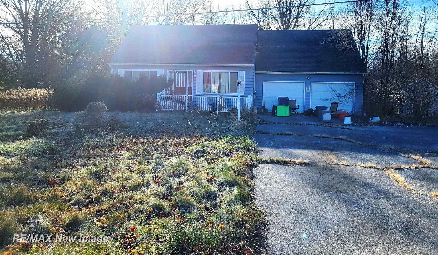 2950 E Moore Rd photo 1