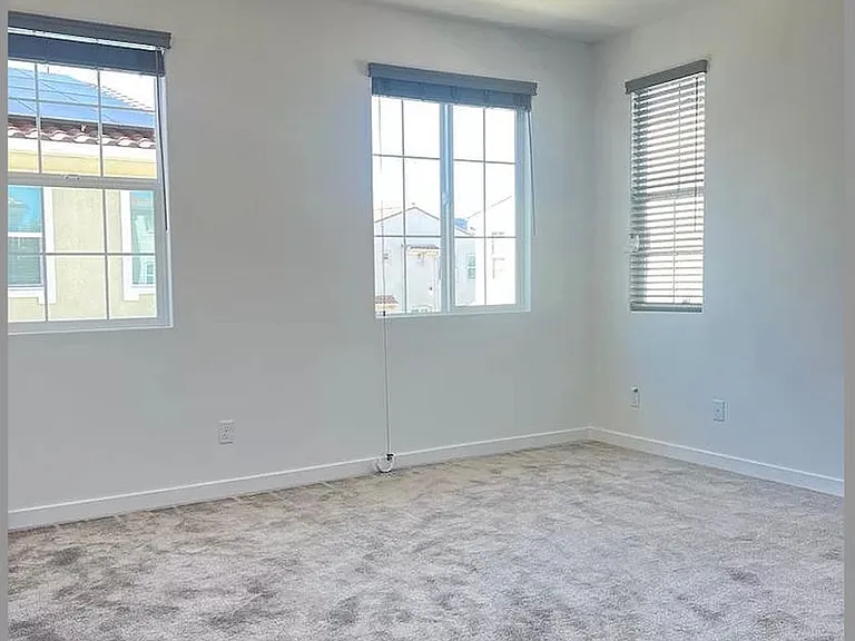 5301 E Commerce Way #43101 — Photo 8