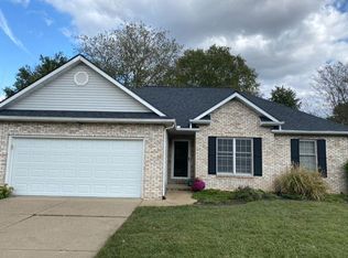 5900 Willow Brook Ct, Newburgh, IN 47630