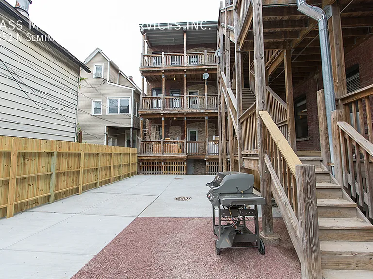 2852 N Seminary Ave #1 — Photo 9