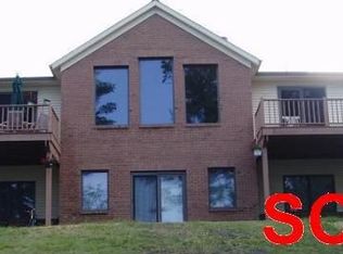 11 Lakeview Dr, Athens, NY 12015