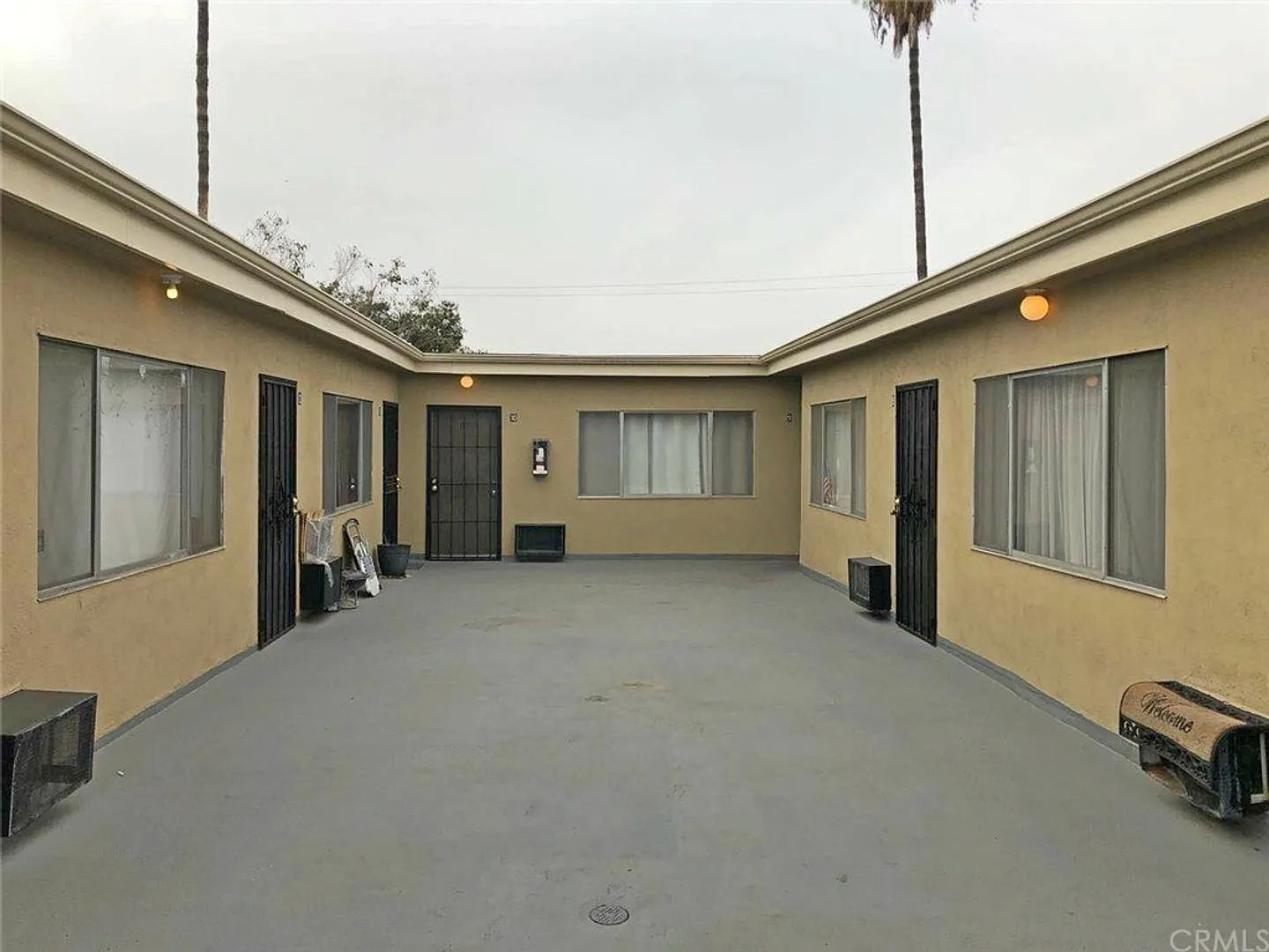 225 W. Palmetto Dr — Photo 3