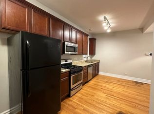 3925 W Altgeld St #1E, Chicago, IL 60647