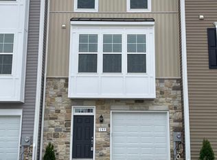 197 Union Ridge Dr, Charles Town, WV 25414