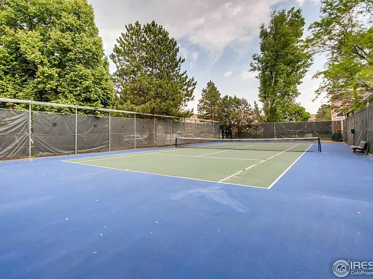 Tennis