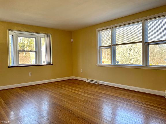 E100EE21-E832-4B48-98AB-996BD3B18118